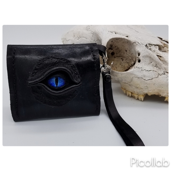 Dragon Eye Leather Wristlet - Picture 6 of 6